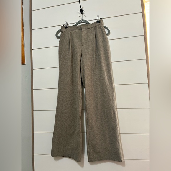 Vuori Pants size S Womens Elevation Trouser Heather Gray Relaxed Fit - Picture 7 of 13
